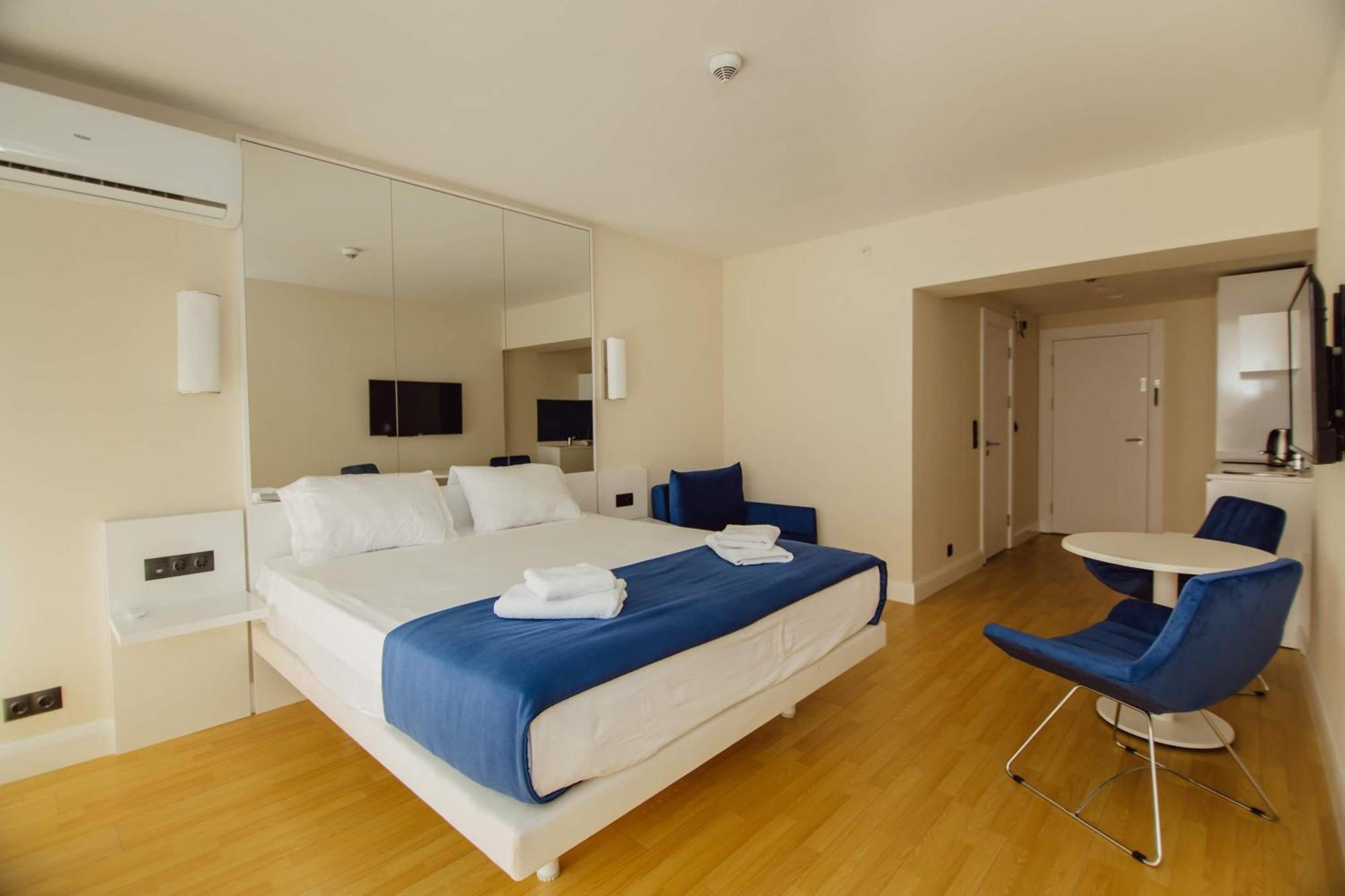 Orbi City Center Sea View Lejlighedshotel Batumi Eksteriør billede